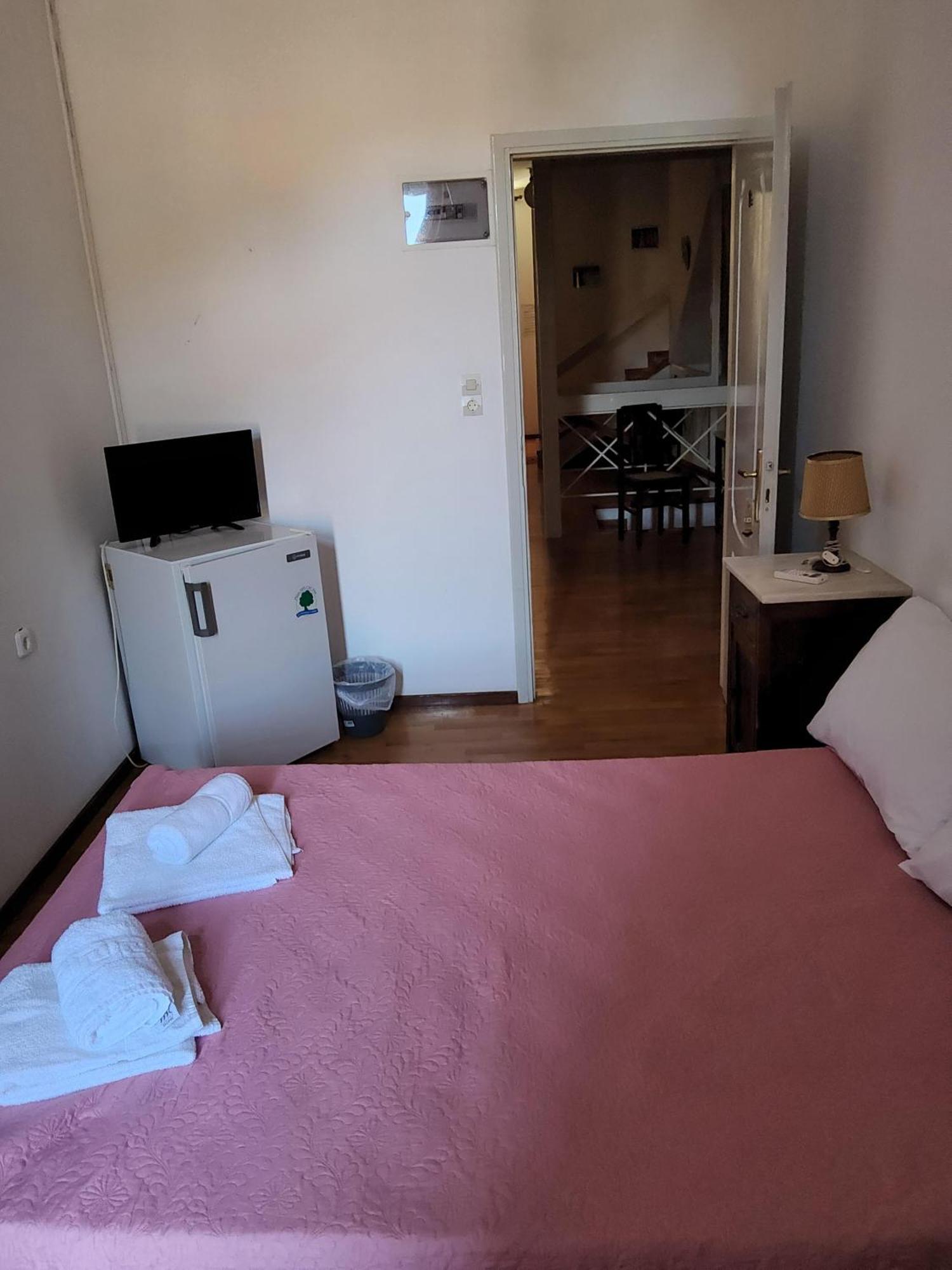 Ξενοδοχείο 'Παλλαδιον' Hotel 'Palladion' Edipszósz Kültér fotó